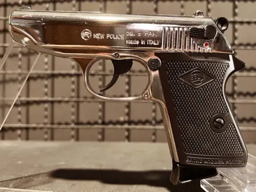 แบลงค์กัน-blankgun